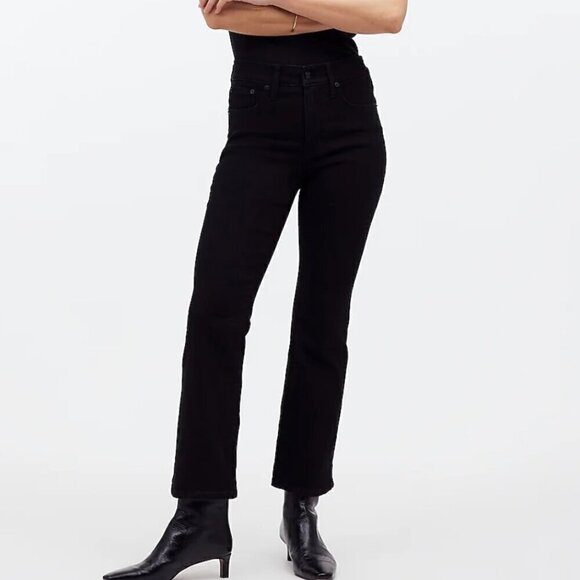 New! Madewell Petite Kick Out‎ Mid-Rise Crop Jeans - Picture 1 of 8
